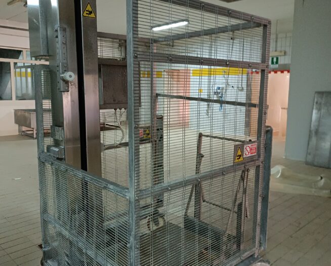 MACCHINARI USATI. Macchine e attrezzature usate per caseifici a prezzi di occasione, anche completamente revisionate e garantite Qui trovi le migliori occasioni per l'acquisto e la vendita di macchinari usati. Ti interessa vedere subito i prezzi di macchinari usati contattaci! Caseifici usati, occasioni, macchine casearie in stock, formatrice mozzarella, polivalente, doppiofondo, filatrice, vasche e molto altro puoi trovarlo qui nel più grande portale italiano di macchine per caseificio usate.