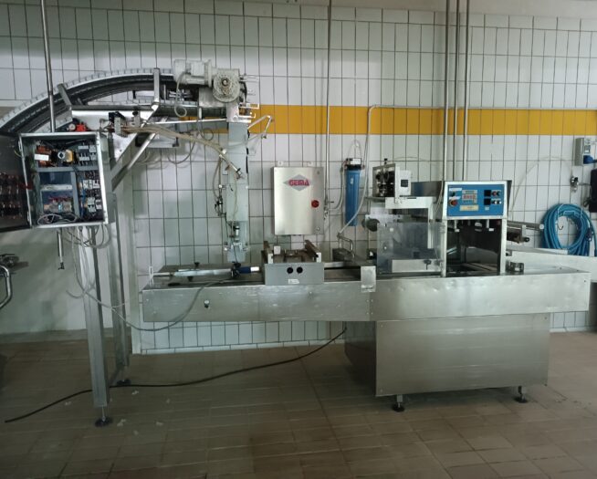 MACCHINARI USATI. Macchine e attrezzature usate per caseifici a prezzi di occasione, anche completamente revisionate e garantite Qui trovi le migliori occasioni per l'acquisto e la vendita di macchinari usati. Ti interessa vedere subito i prezzi di macchinari usati contattaci! Caseifici usati, occasioni, macchine casearie in stock, formatrice mozzarella, polivalente, doppiofondo, filatrice, vasche e molto altro puoi trovarlo qui nel più grande portale italiano di macchine per caseificio usate.