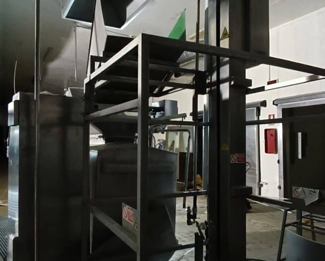 MACCHINARI USATI. Macchine e attrezzature usate per caseifici a prezzi di occasione, anche completamente revisionate e garantite Qui trovi le migliori occasioni per l'acquisto e la vendita di macchinari usati. Ti interessa vedere subito i prezzi di macchinari usati contattaci! Caseifici usati, occasioni, macchine casearie in stock, formatrice mozzarella, polivalente, doppiofondo, filatrice, vasche e molto altro puoi trovarlo qui nel più grande portale italiano di macchine per caseificio usate.