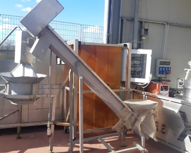 MACCHINARI USATI. Macchine e attrezzature usate per caseifici a prezzi di occasione, anche completamente revisionate e garantite Qui trovi le migliori occasioni per l'acquisto e la vendita di macchinari usati. Ti interessa vedere subito i prezzi di macchinari usati contattaci! Caseifici usati, occasioni, macchine casearie in stock, formatrice mozzarella, polivalente, doppiofondo, filatrice, vasche e molto altro puoi trovarlo qui nel più grande portale italiano di macchine per caseificio usate.