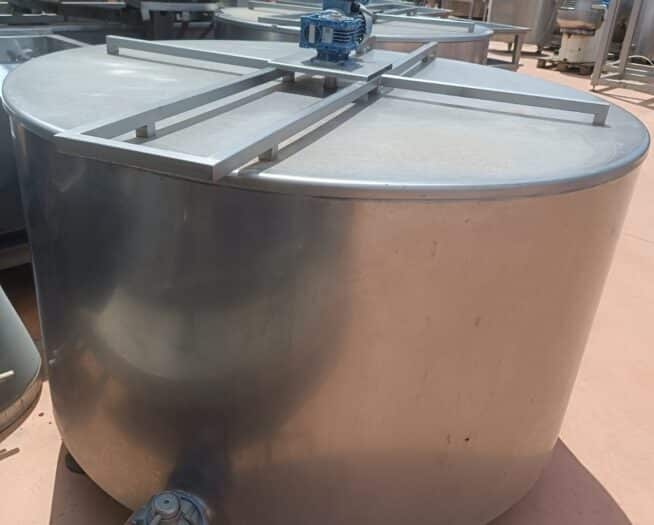 Vertical thermal vat on feet with rounded bottom, entirely made of AISI 304 stainless steel and equipped with a steam heating system, with cooling through the circulation of spring water or cold water. Suitable for the production of ricotta and to heat, cool or pasteurize in a discontinuous way. Complete with: - Thermal insulation with Trapcold technology with total primary surface and therefore maximum yield, protected by a stainless steel coating - Pipe and valves in stainless steel - Indirect steam heating process with much shorter times than the old hot water systems, fast also in cooling - Exhaust valve - Condensate drain - User manual - Capacity: 1000 Liters - Diameter mm: 1700 - Height mm: 1000