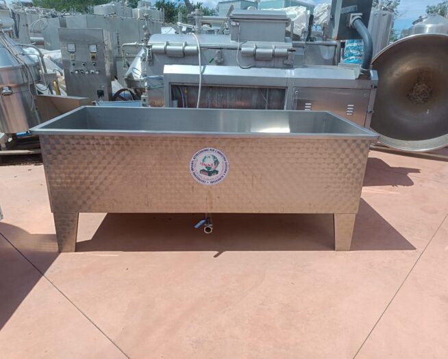 VASCA SALAMOIA CON SCARICO TOTALE